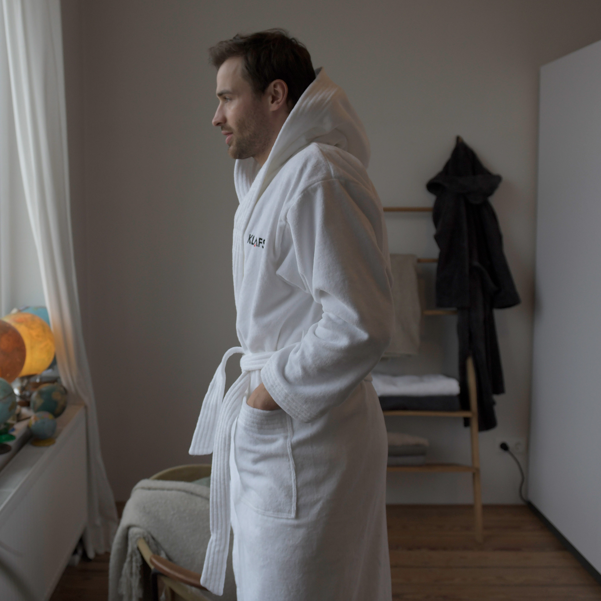 adidas bademantel mit kapuze herren